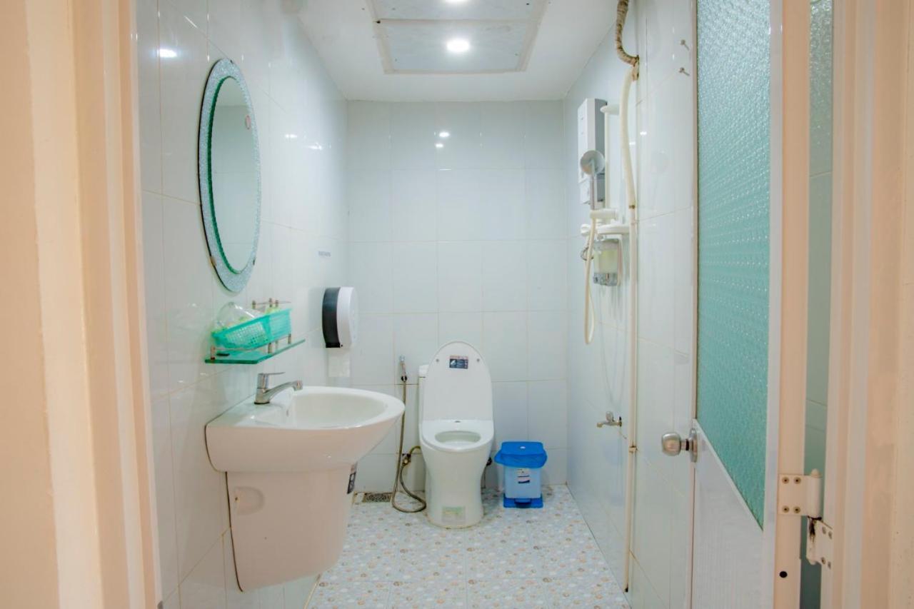 Thien Tan Hotel Chi Khu Co Ong Exterior photo