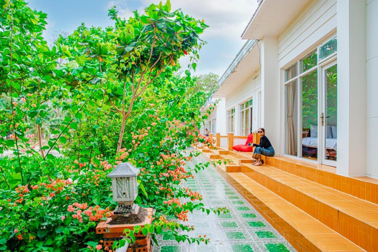 Thien Tan Hotel Chi Khu Co Ong Exterior photo