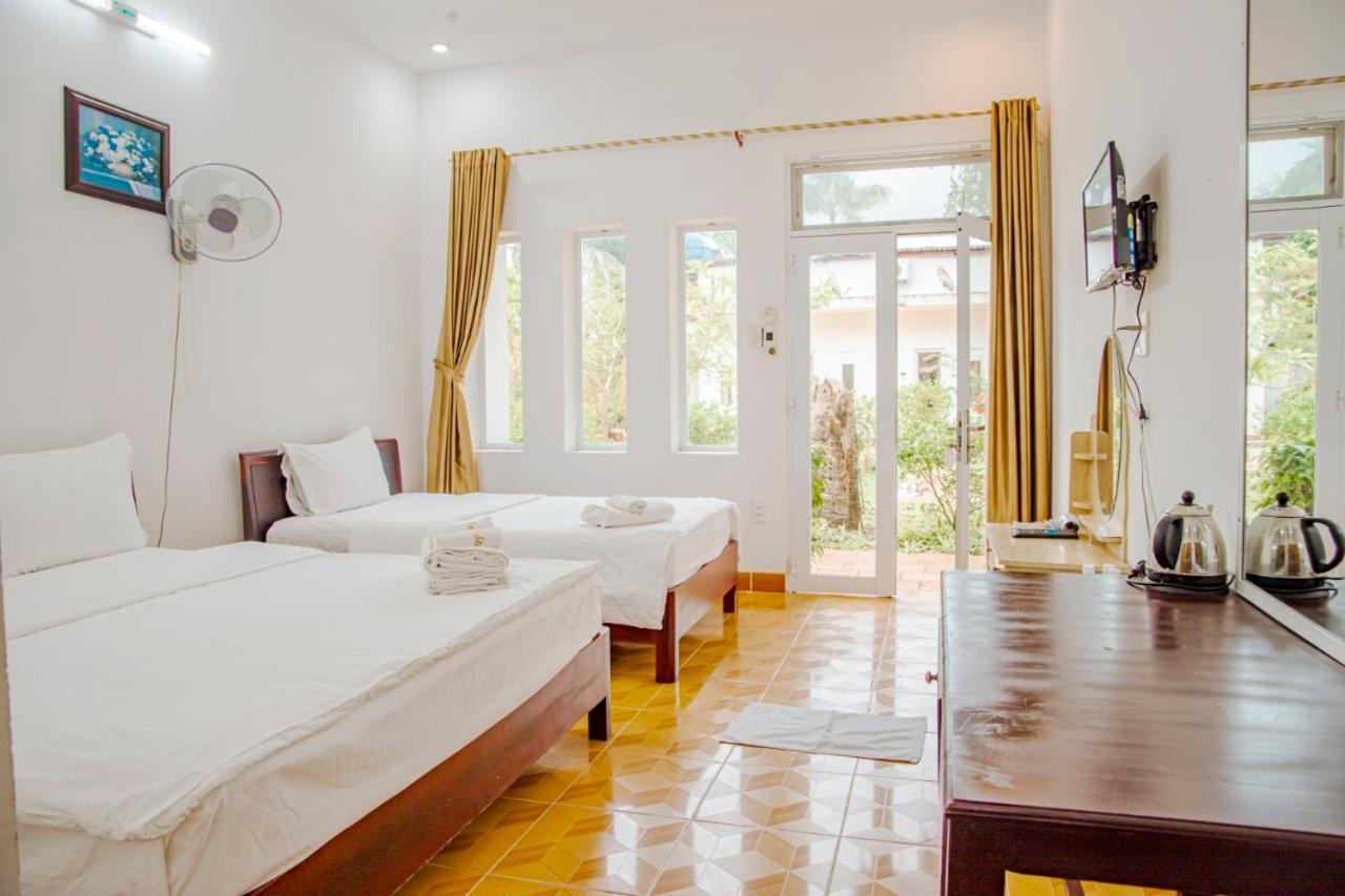 Thien Tan Hotel Chi Khu Co Ong Exterior photo